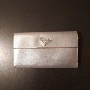 Prada  Saffiano Leather Metallic Silver Long Wallet Rare‎ Color Rubbing Inside